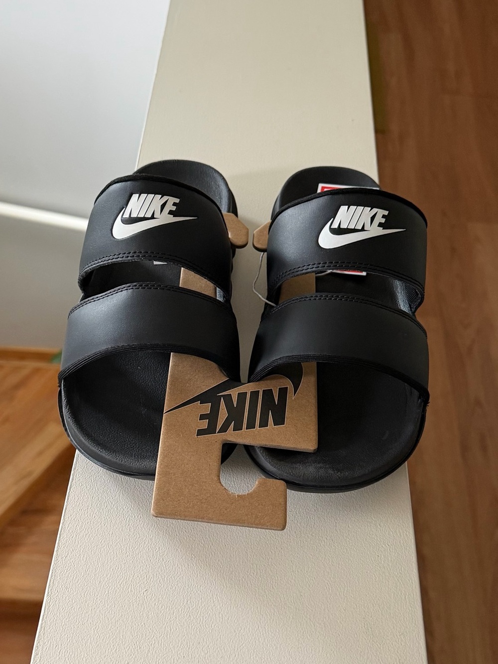 Brand new “Nike”(off court duo slide)slippers for women.Size-10,color-black 🖤 - Picture 2 of 8